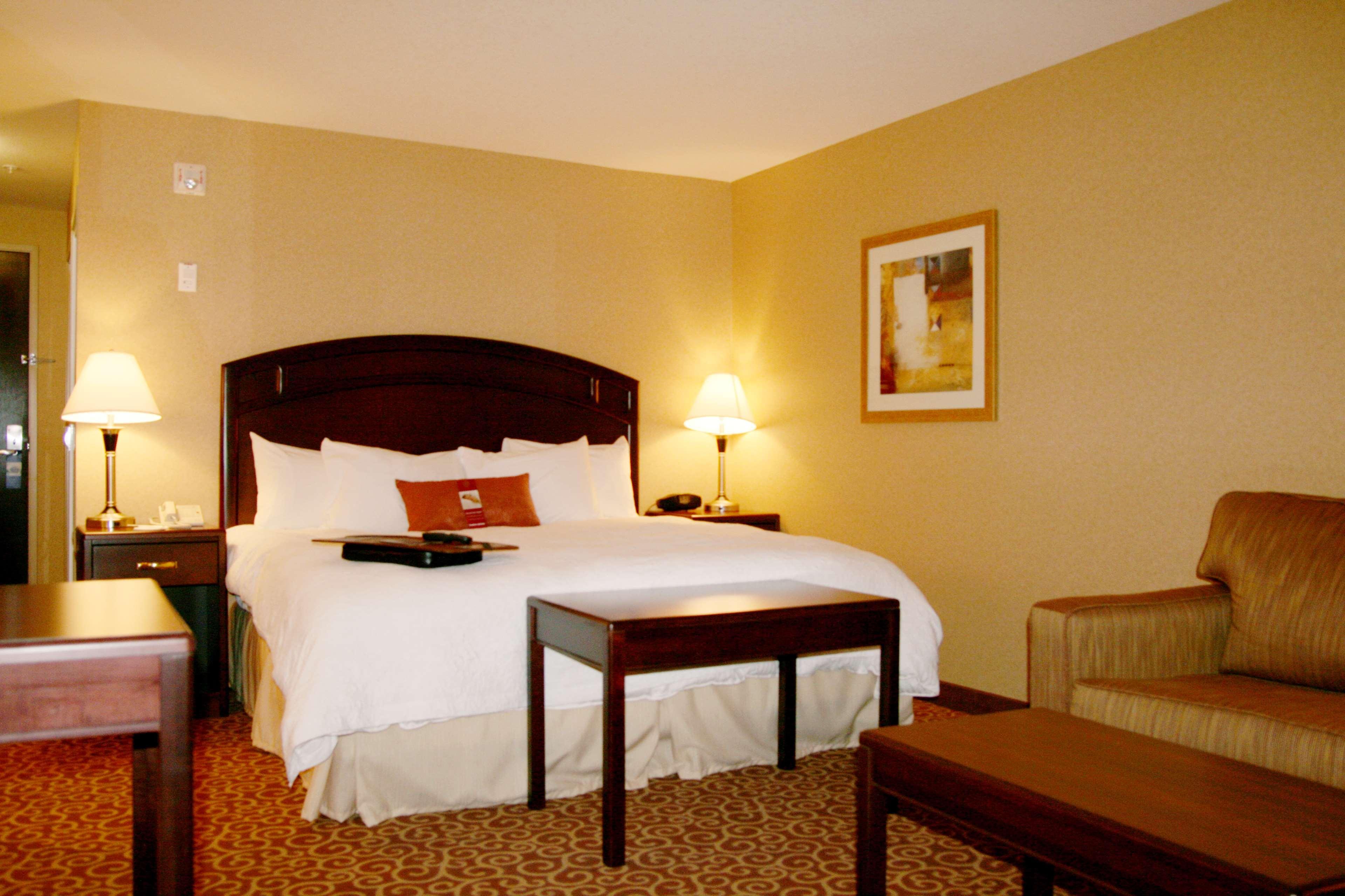Hampton Inn & Suites By Hilton Edmonton International Airport Leduc Eksteriør bilde